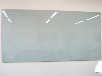 Доска стеклянная магнитно-маркерная прямоугольная  со скрытым креплением 1000х1500 мм