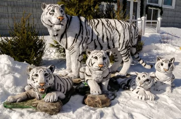 Садовая фигура Тигр черно-белый