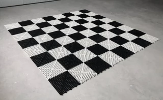Доска шахматная гигантская 2,4х2,4 м