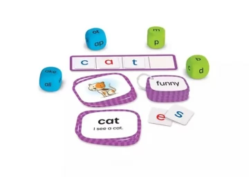 LSP1246-UK Развивающая игрушка Skill Builders! "Собери слово", с кубиками и карточками (121 элемент)